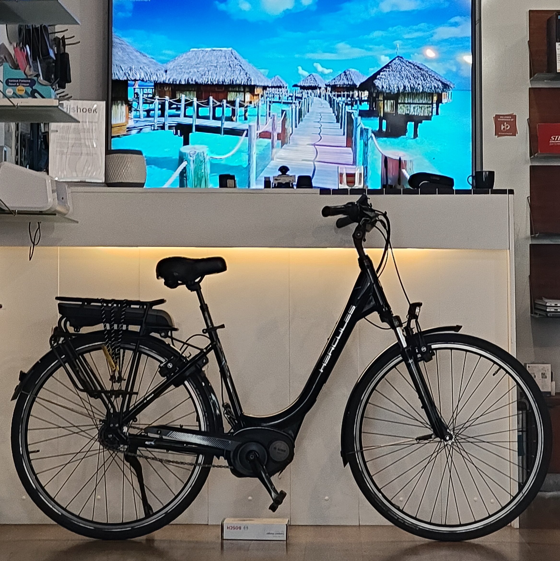 VERKOCHT / E-bike HERCULES met BOSCH middenmotor en garantie