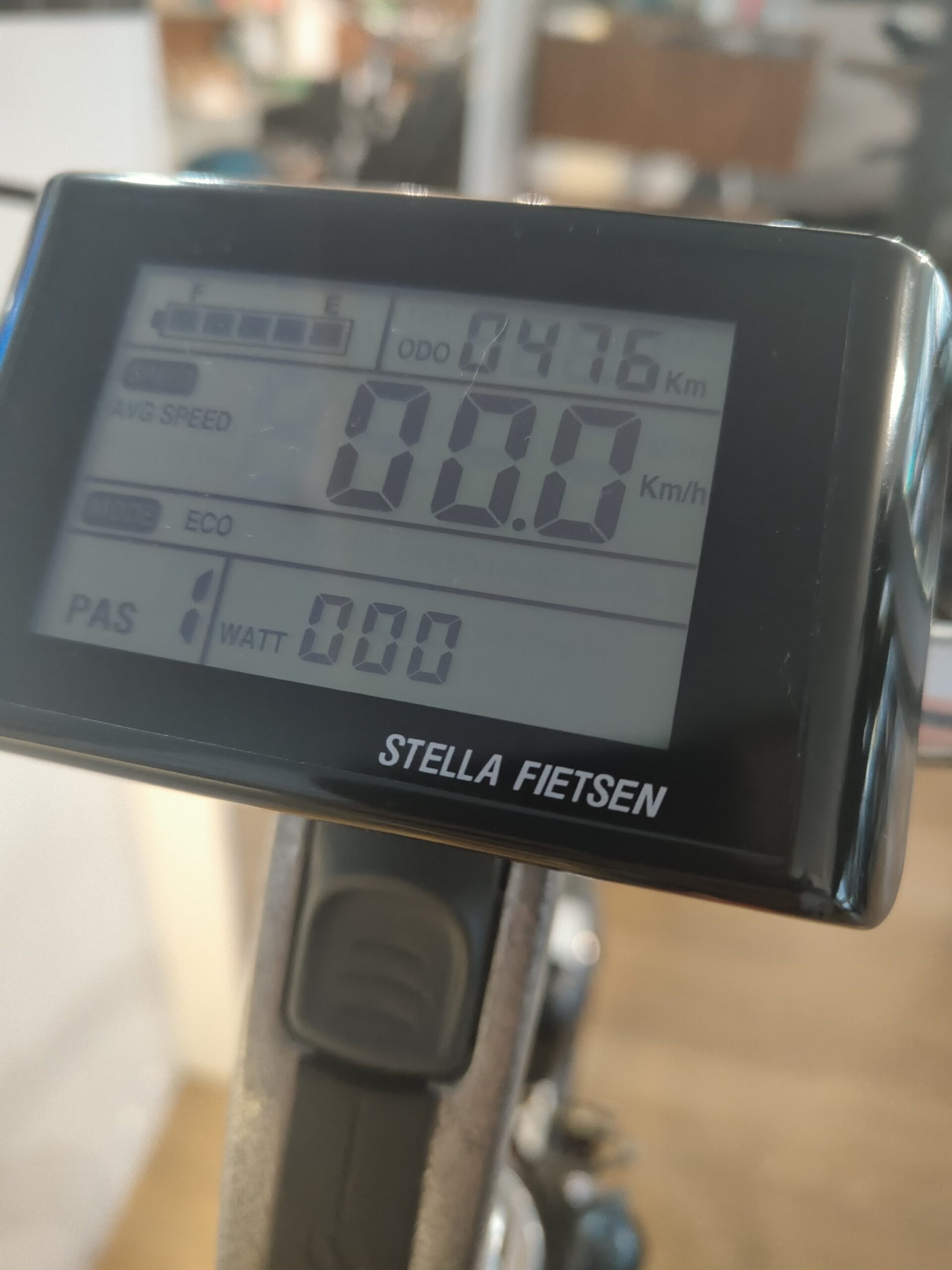 VERKOCHT / E-bike STELLA NANTES lage instap, accutestrapport & garantie. 476 km gereden - Afbeelding 4