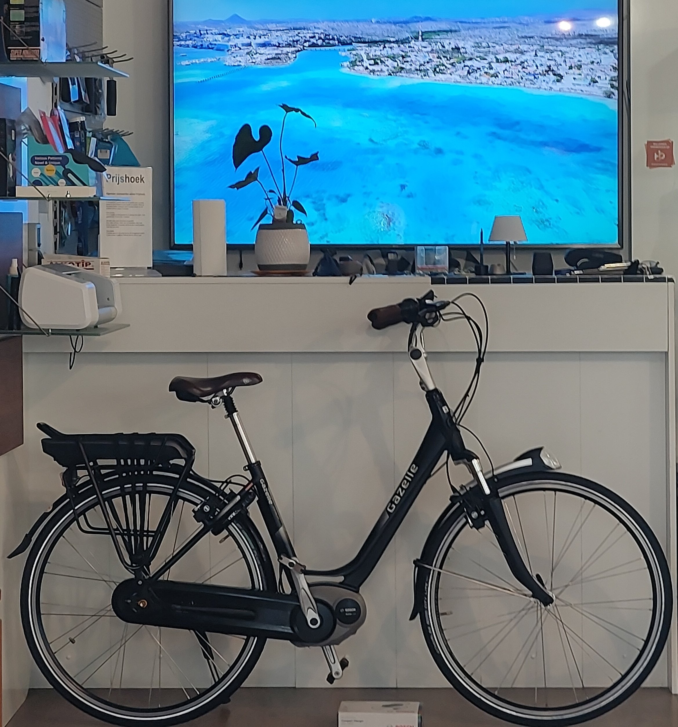 GERESERVEERD / E-bike GAZELLE BOSCH